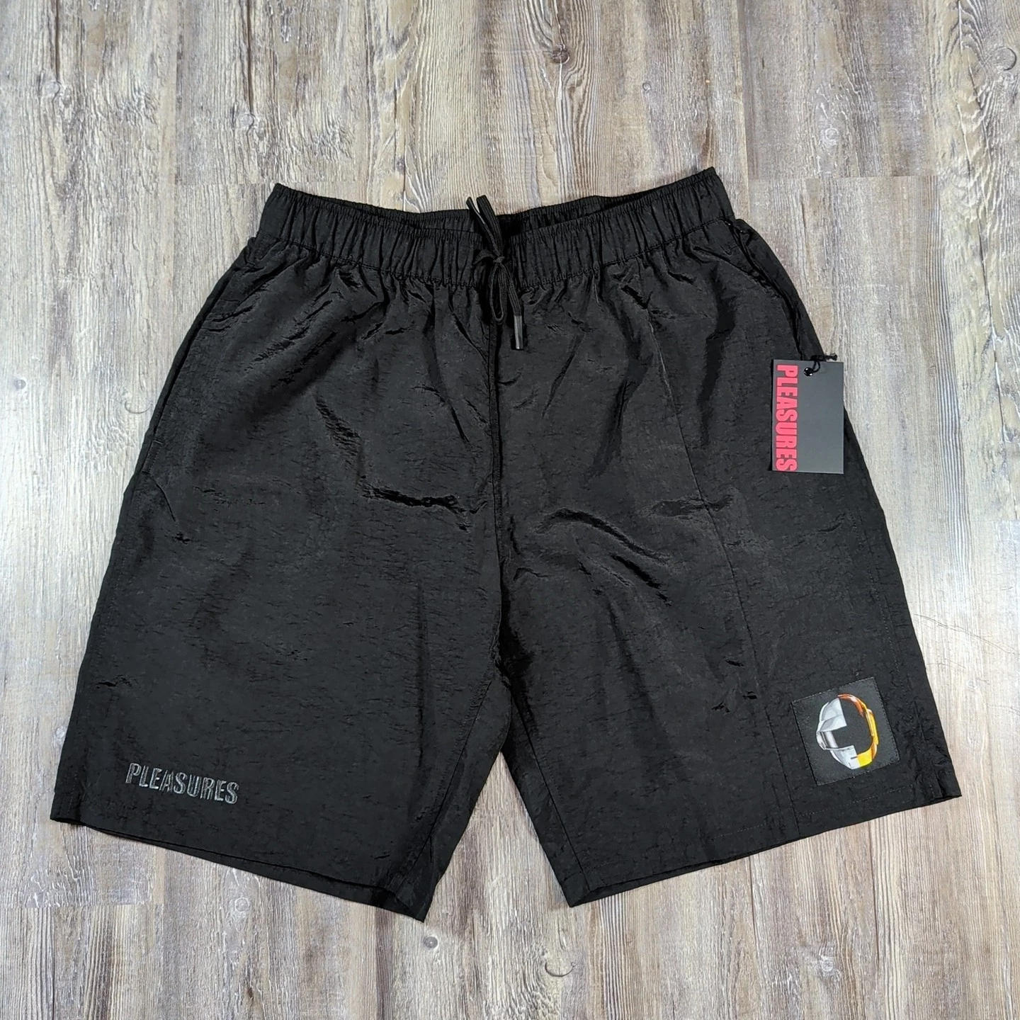 Pleasures x Daft Punk Crush Hiking Shorts Black Mens Size XXL 11 Inch Inseam
Opens in a new window o