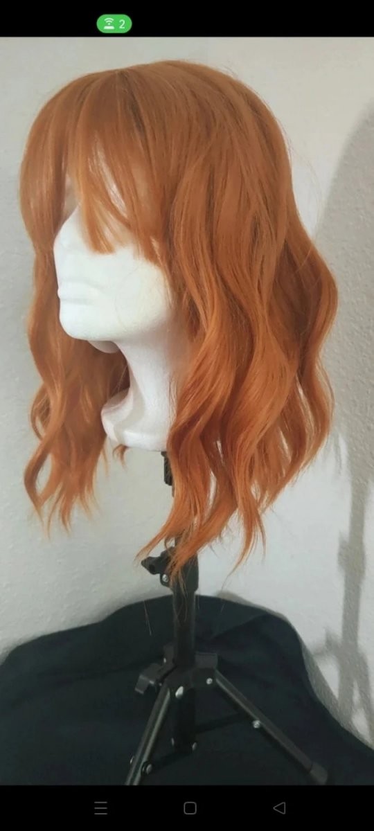 Perruque naturelle rousse tendance résistante à la chaleur avec bonnet respirant ajustable