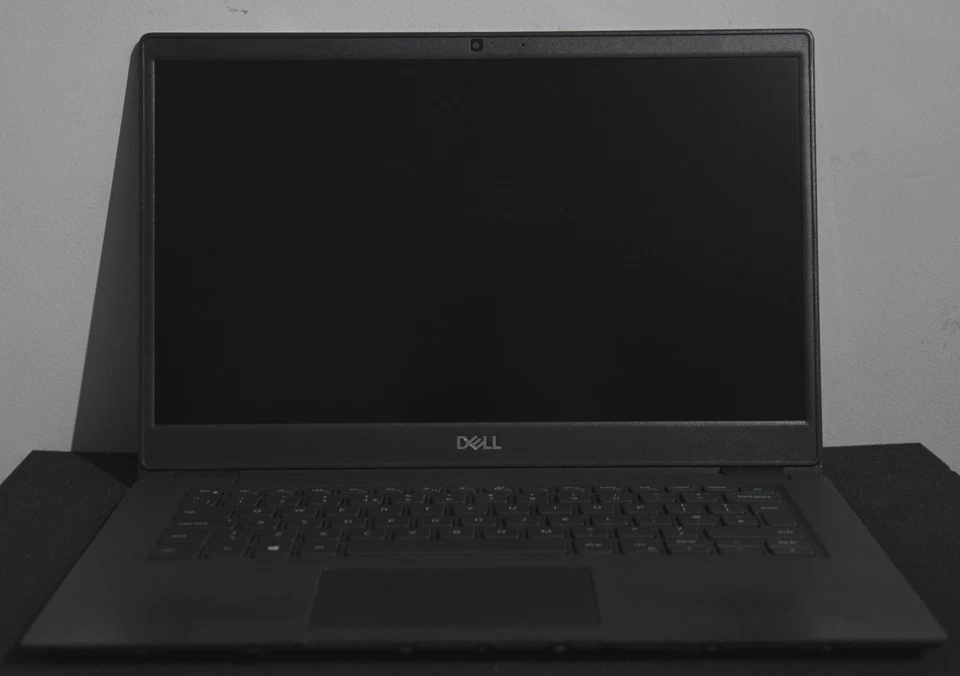 Dell Latitude 3410 · i5-10210U · 16GB · 256GB, photo 1 of 5