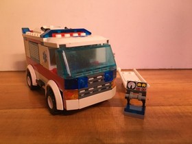 LEGO 7890 City - Hospital - Ambulance
