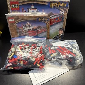 LEGO Harry Potter 4708 Hogwarts Express 98% Complete