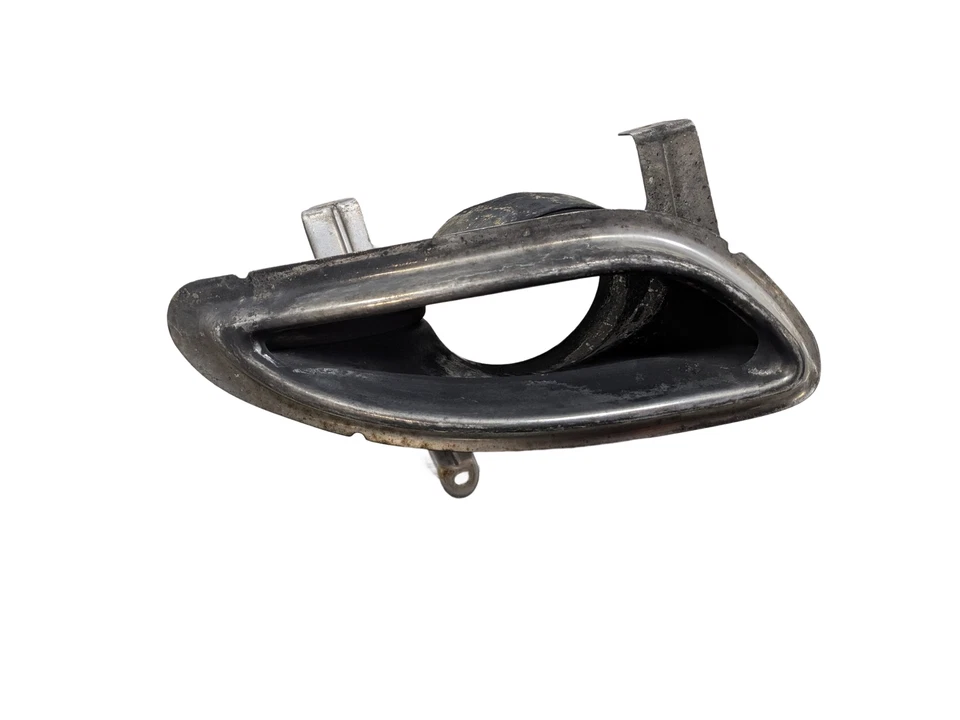 Soporte de punta de escape trasero derecho lado del pasajero Hyundai Azera 2012-2014 OEM Foto 3 de 4