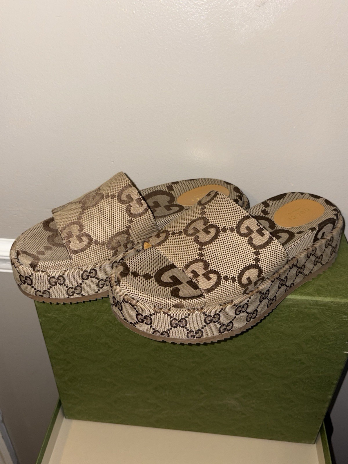 Gucci Logo Platform Slide Sandals Beige Brown Women's EU 39 Canvas Leather thumbnail 2