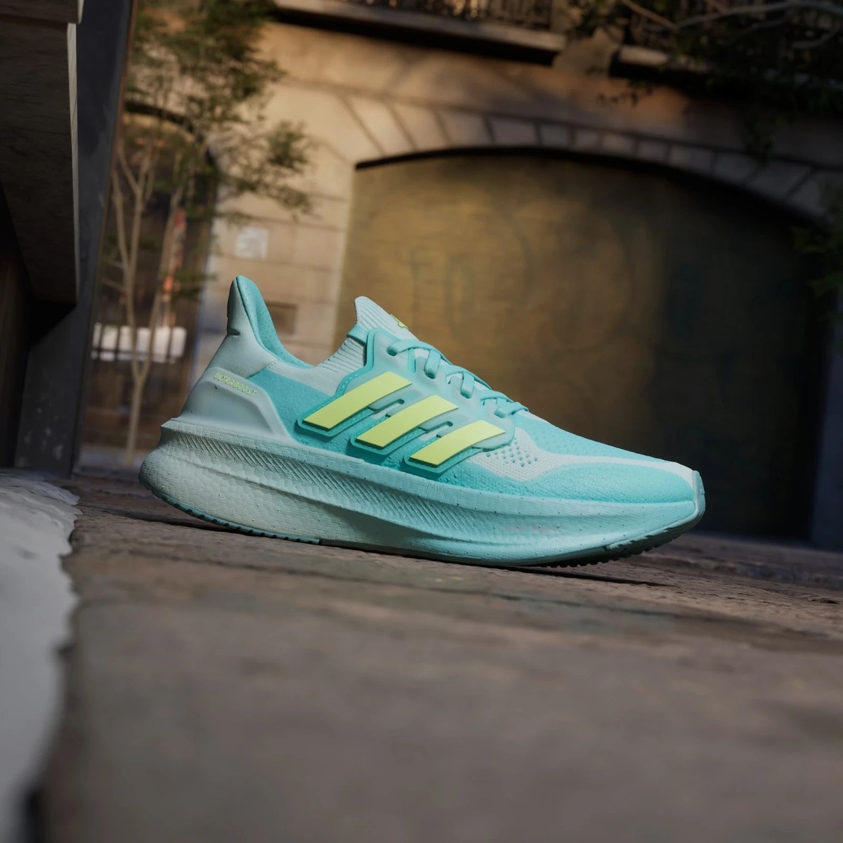 adidas Ultraboost 5 JQ2911 Blue / Hi-Res Yellow / Halo Mint