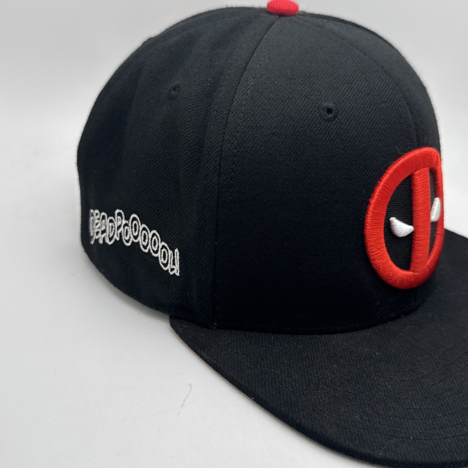 Lids Exclusive Marvel Comic Deadpool Snapback Bas… - image 3