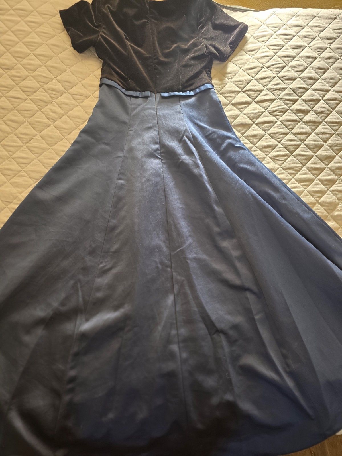 Southeastern Performance Apparel- Harmonia Dress … - image 6