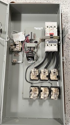 NEW Eaton ES5T2R1GF3 Elevator Control Shunt Trip Disconnect 400A 208V