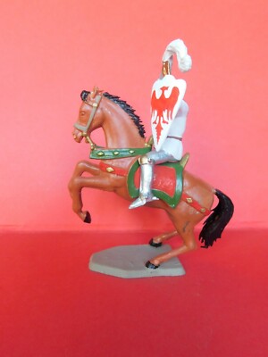 STARLUX PLASTIQUE. CHEVAL cabré, moyen Age. EUR 7,00 - PicClick FR