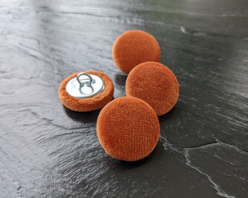 Rust orange velvet fabric covered buttons 14, 19, 23, 25 or 31mm in packs - Picture 8 of 16