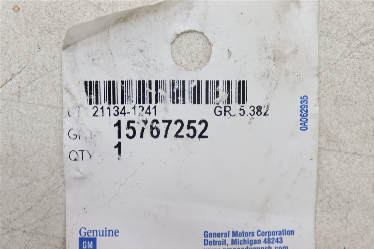NEW OEM GM Rear Upper Suspension Control Arm 15767252 Suburban 