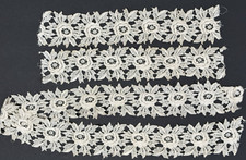 Vintage Ivory Venise Lace Flower Embellishment Applique Bridal, Sewing, Crafts