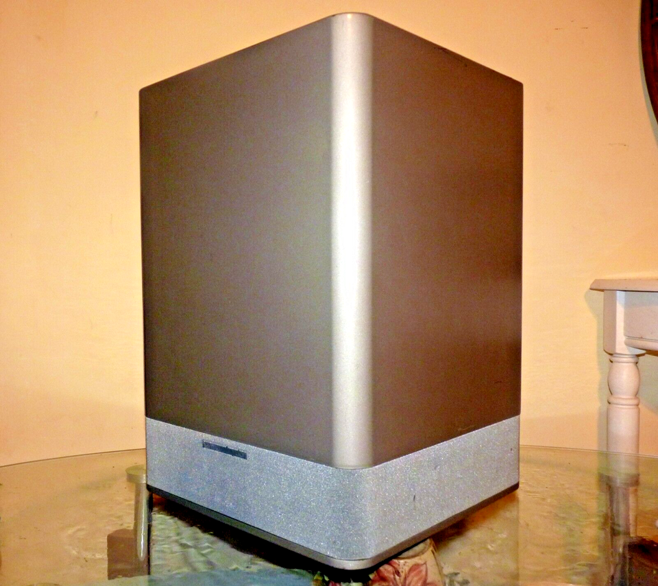 TIGHT AND RIGHT!! HARMAN KARDON SUB TS8 POWERED SUBWOOFER!! eBay