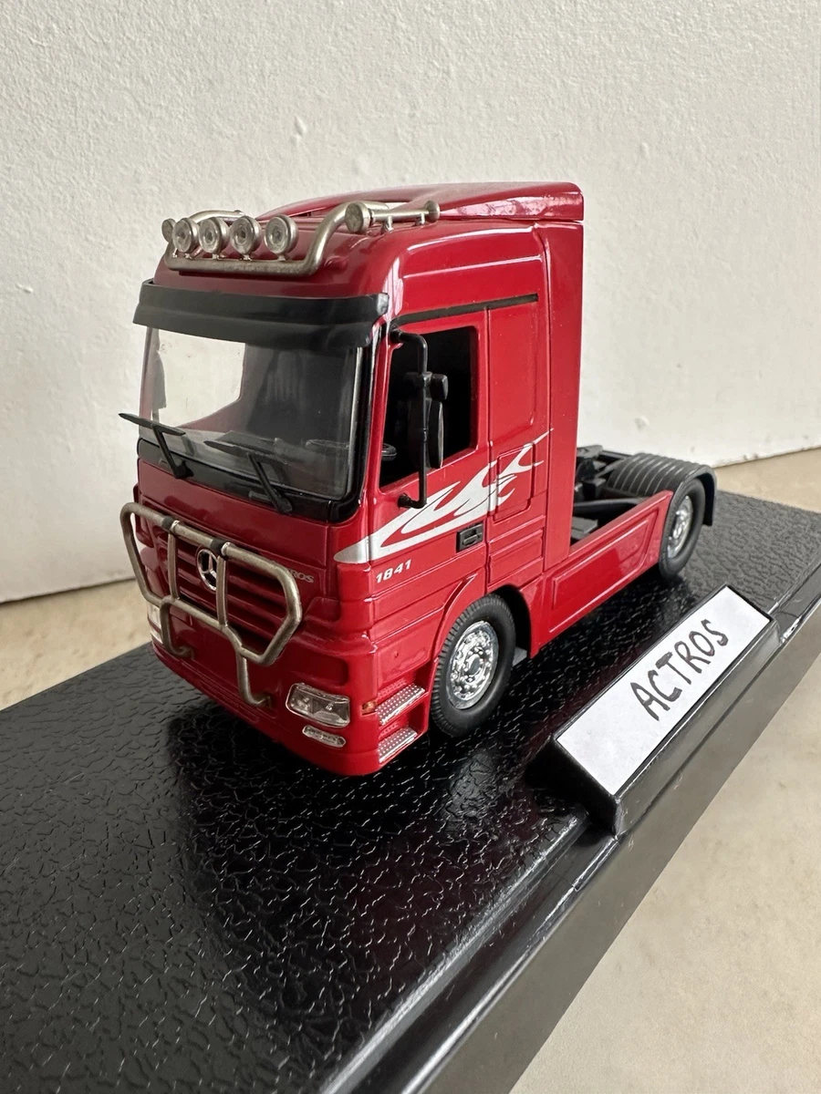 NZG camion Mercédès bâché; | Australia