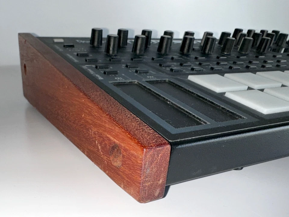 Dave Smith Instruments Tempest 6-Voice Drum Machine – Black with Wood  - Image 4 of 4