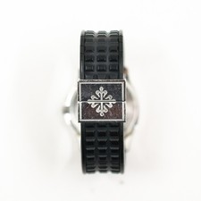 Patek Philippe Aquanaut 4960A-010 Black Dial Stainless Steel Watch With Papers 3