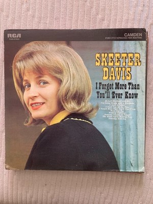 SKEETER DAVIS I FORGOT MORE THAN YOU'LL EVER KNOW, VINYL LP, CAS818, VG+