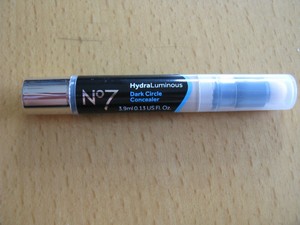 no7 hydraluminous concealer