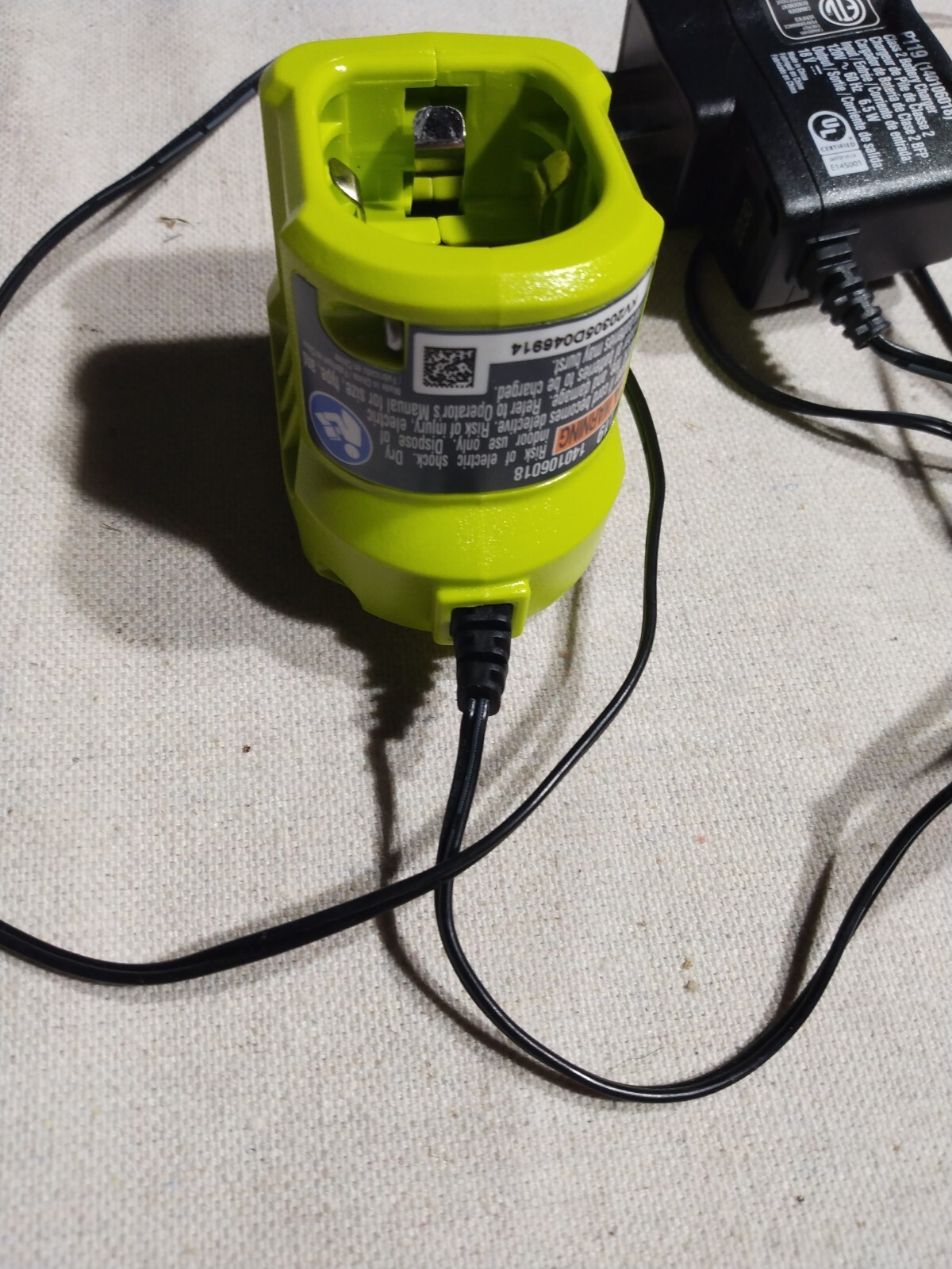 Ryobi P119 Genuine OEM 18 Volt LithiumIon Battery Charger new no box