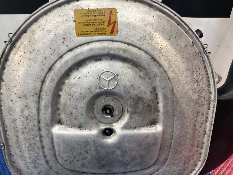 Purificador de aire Mercedes Benz W126 1986-1991 caja de aire fabricante original bonito 134 k Foto 3 de 4