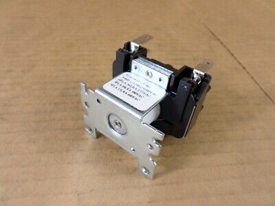 Zettler Controls X13300601010 ZC90340-2A-01 E222994 Control Zettler Controls X13300601010 ZC90340-2A-01 E222994 Control