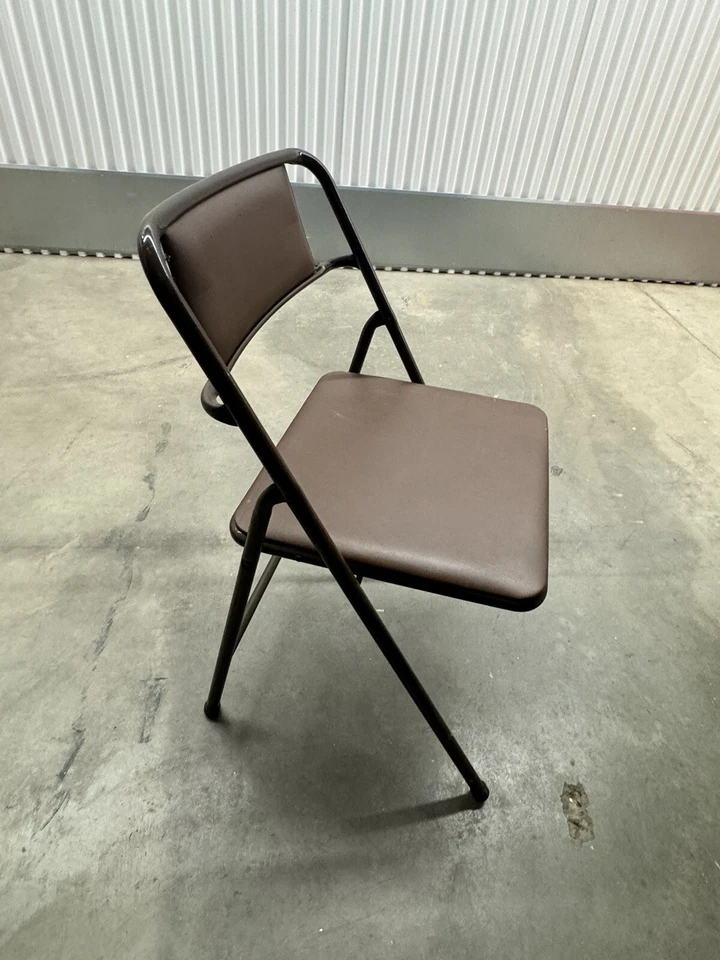 Juego de 3 sillas de tarjetas de metal plegables MCM modernas de mediados de siglo vintage marrón salvaje Foto 2 de 2