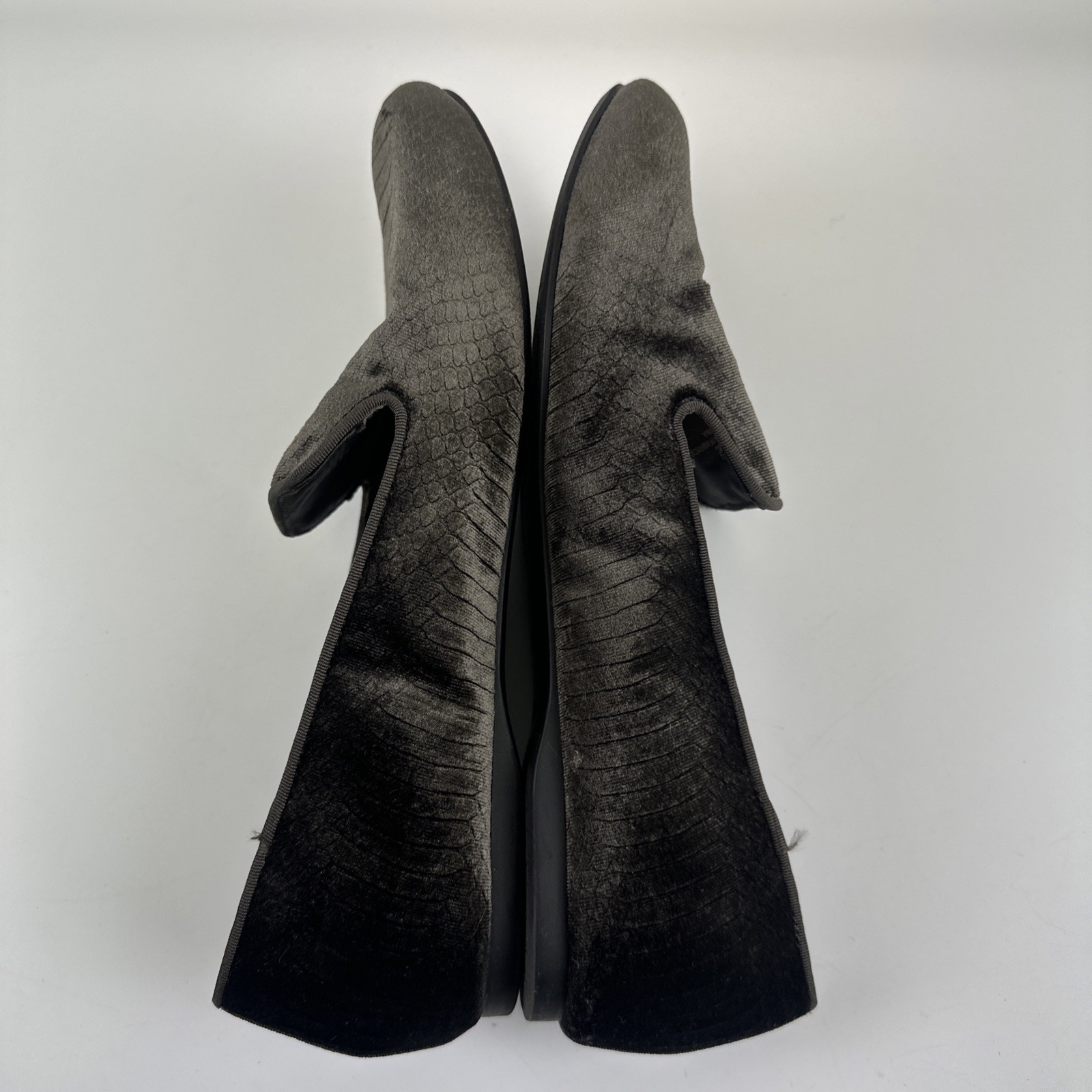 Birdies Starling Loafer Charcoal Python Velvet Em… - image 9