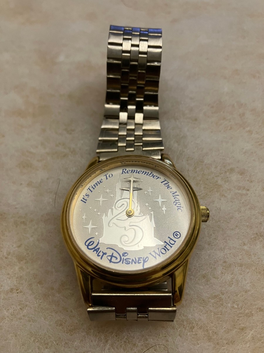 Walt Disney World 25th Anniversary Watch 1997 Eastman Kodak  display picture 2