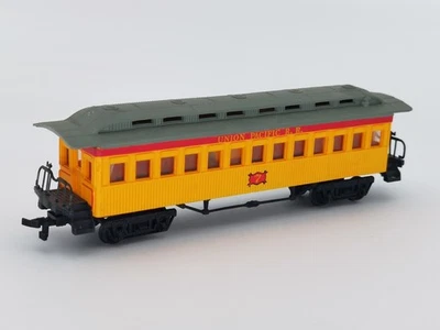 HO BACHMANN - Voiture Voyageurs Union Pacific R.R 7 - Excellent État - Photo 1/4