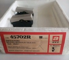AVE 45702 DEVIATORE MEZZO MODULO SERIE HABITAT 250V  Kit  ULTIMI 2 PZ.