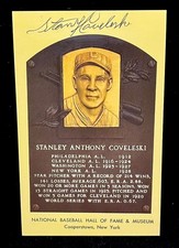 STANLEY COVELESKI (D. 1984) SIGNED NEW YORK GIANTS GOLD HALL OF FAME PLAQUE.
