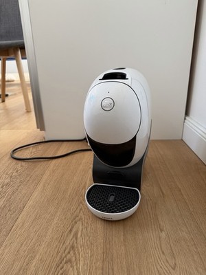 Dolce Gusto Kaffeemaschine Nescafé NEO  Weiss mit OVP mit Kaffeepads.