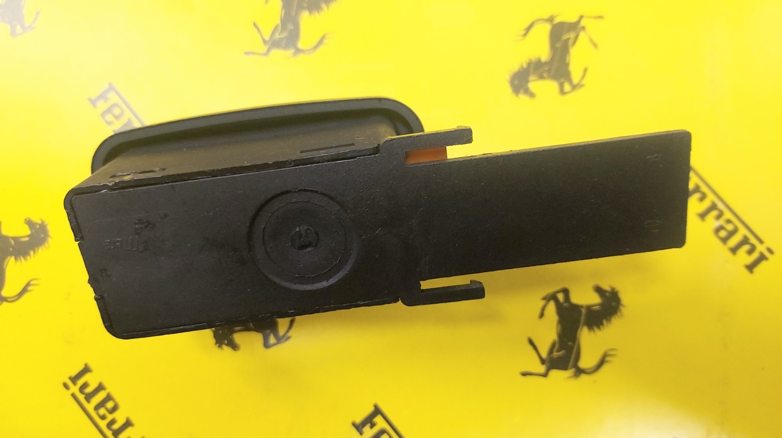 Ferrari Mondial 1983-1991 Mirror switch P/N 61063200