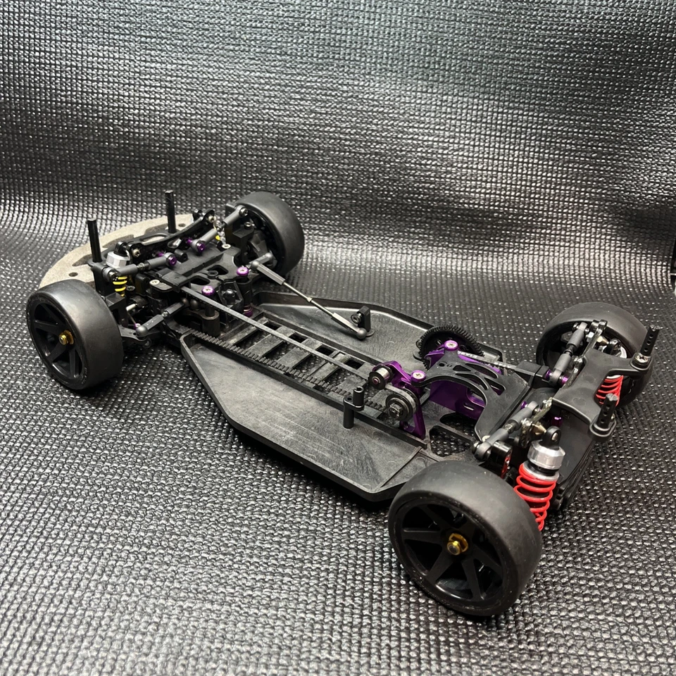 Полноприводный туристический автомобиль HPI Racing RS4 Pro3 с опциями Pro 3 винтажный радиоуправляемый - Изображение 4 из 4