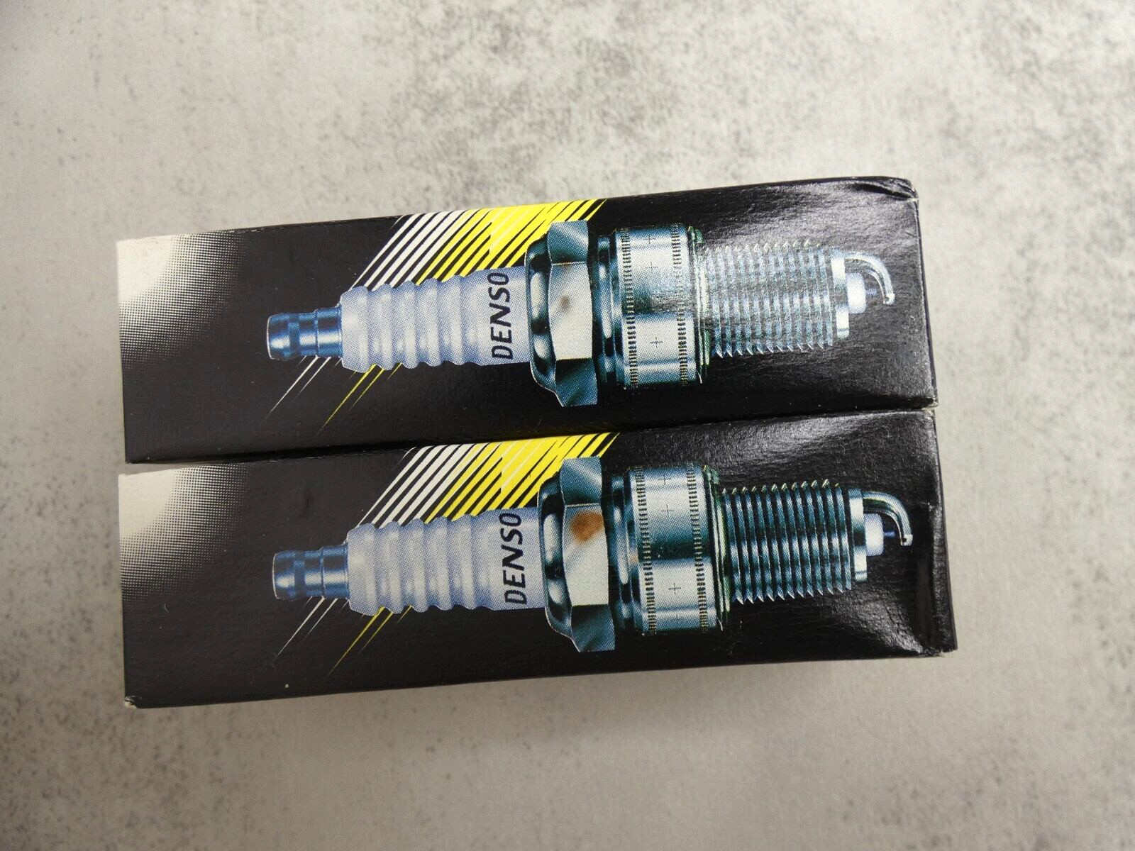 VTG Denso Japan Set of 2 Spark Plugs new