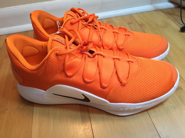 hyperdunk 2018 orange