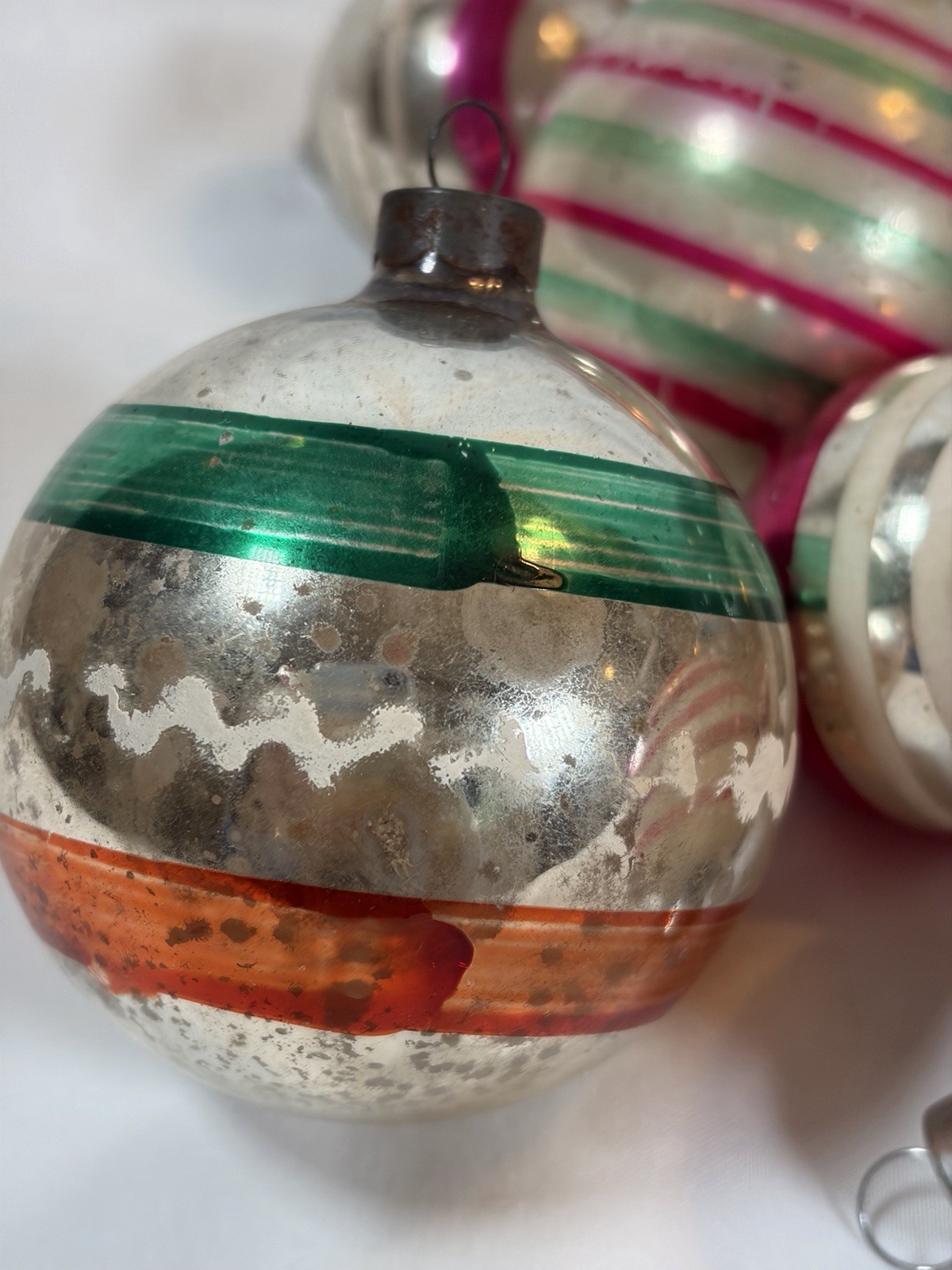 Lot 15 VTG Mixed Size / Maker Striped Shiny Brite Franke Rauch Glass Ornaments