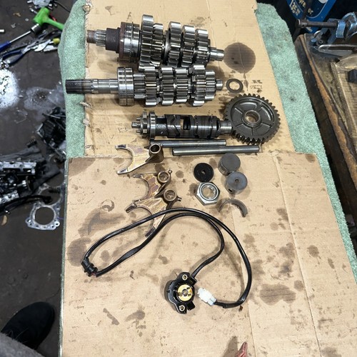 DEFECTIVE 20082020 Suzuki GSX1300R Hayabusa Transmission Mainshaft Forks G3D