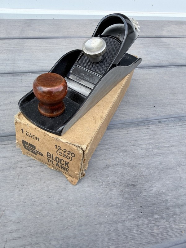 Vintage USA Stanley 13-220 Block Plane  1-5/8 in w/ Original Box Restored