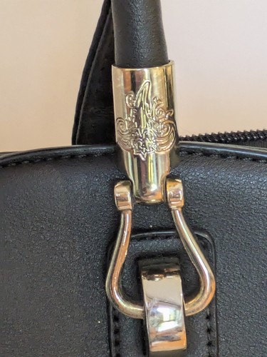 Designer Christian Lacroix Black Gold Handbag Shoulder Strap Double Handle Bag - Picture 4 of 17
