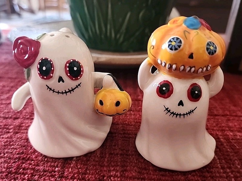 Day of Dead BLUE SKY Claywork Salt & Pepper Shaker GHOST Pumpkin 2020 S&P @RARE@
