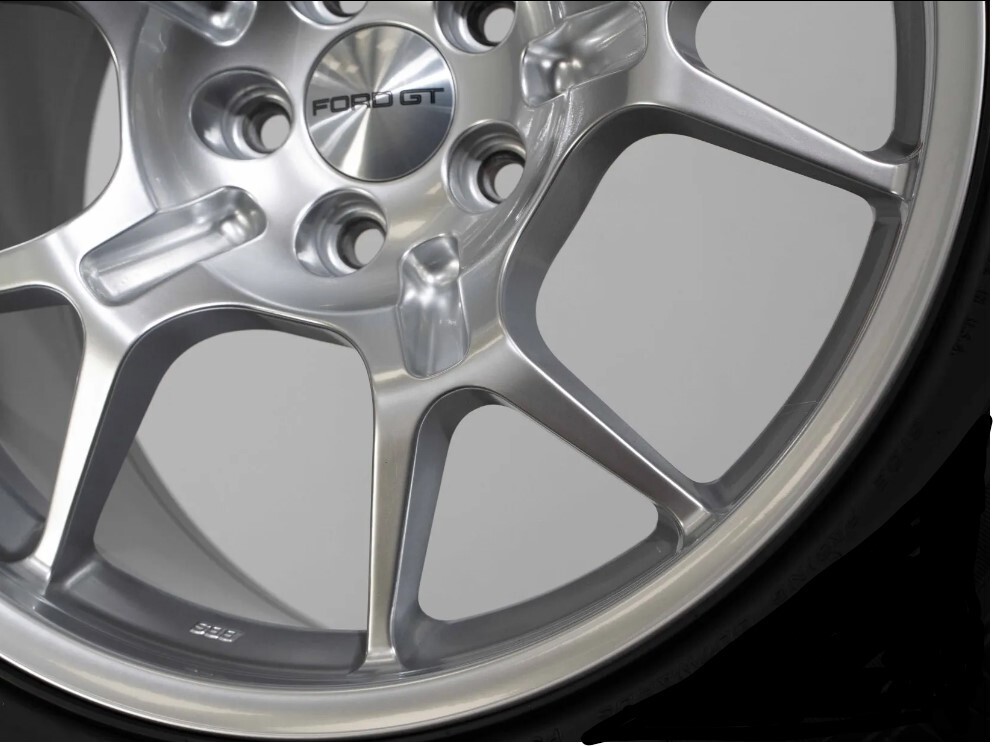 2005-2006 Ford GT 18×9″ and 19×11.5″ BBS Wheels OEM with Bridgestone Tires SET 4