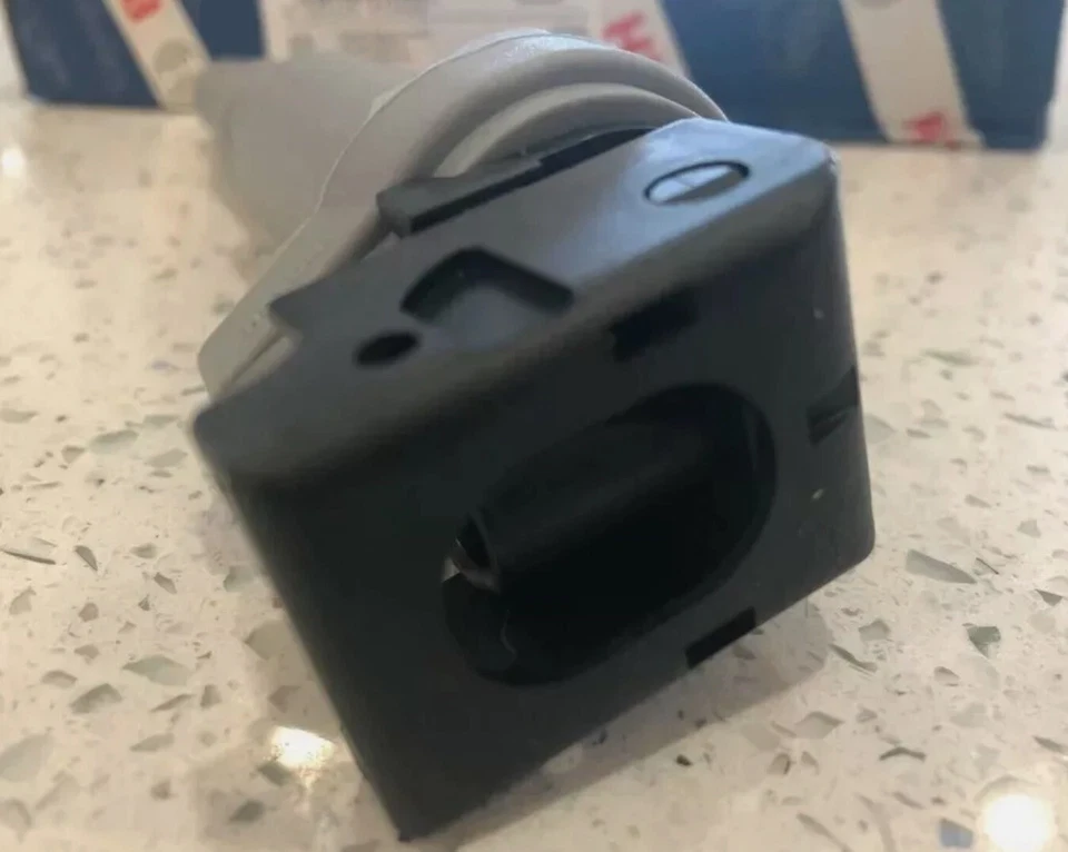 4 个点火线圈带火花塞连接器 BOSCH 适用于宝马 MINI 0221504800 — 第 4/4 张图片