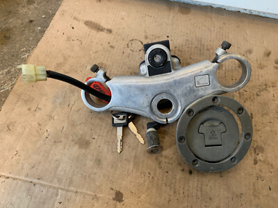 Honda Cbr1100 Blackbird Top Yoke & Lock Set aus einem BJ 1998
