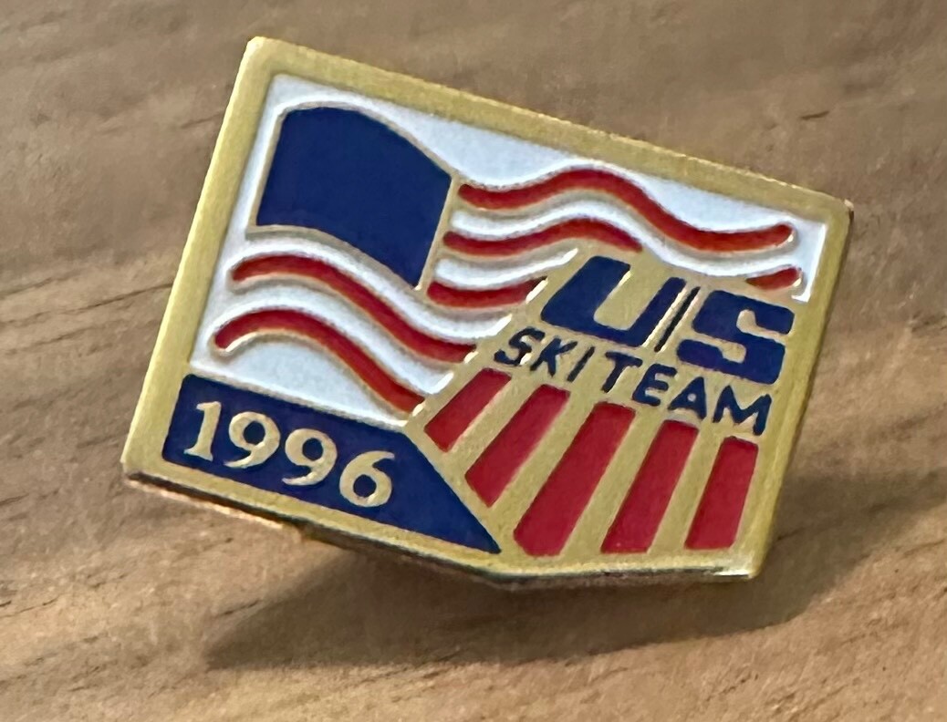 Pin's Vintage US Ski Team - JO 1996 - Émail - Neuf Dans Son Emballage D'origine