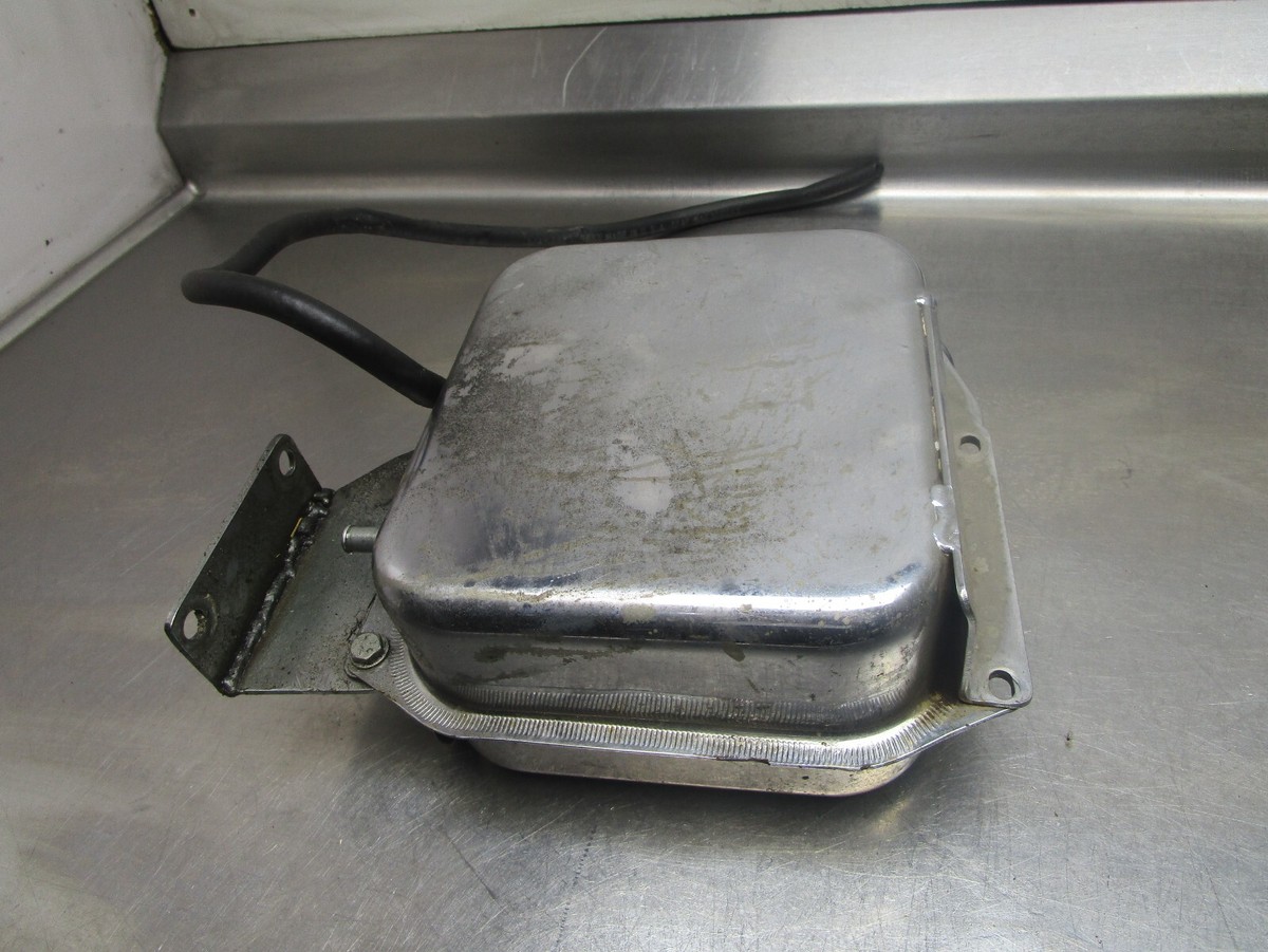 1970 ハーレー　Xlh xlch 900 1000 オイルタンク 1971 Harley Davidson Sportster XLCH 1000 Oil tank | eBay