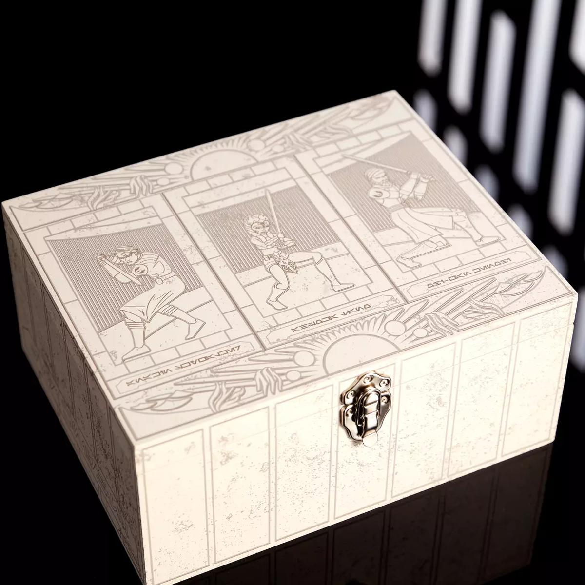 Star Wars: The Clone Wars Lightsaber Hilt Set – Limited Edition