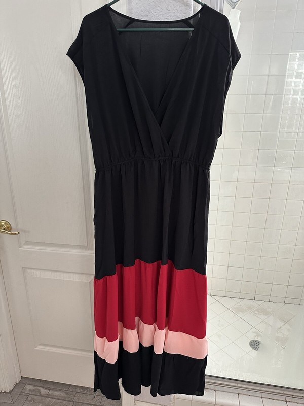Women’s Chic ColorBlock (Black/Red/Pink) VNeck Short Sleeve Maxi Dress, XL, NWOT