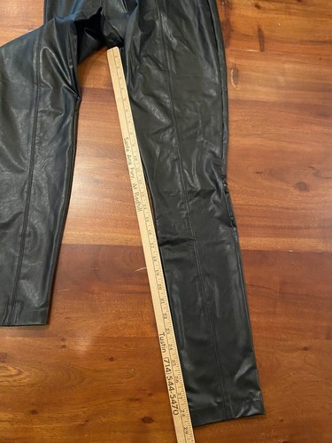 Gold Hawk Women’s Black Faux Leather High Rise Skinny Cut Pull On Trousers Sz L - Picture 6 of 8