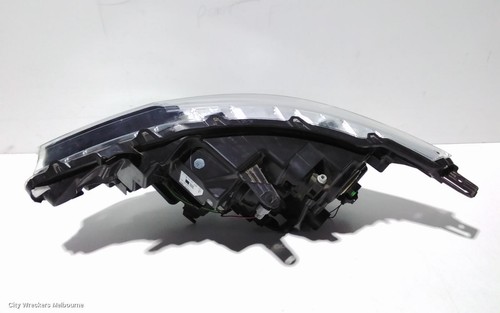 NISSAN QASHQAI 2016 Right Headlamp J11, ST/TS, HALOGEN TYPE, 06/14-06/17 - Picture 5 of 8