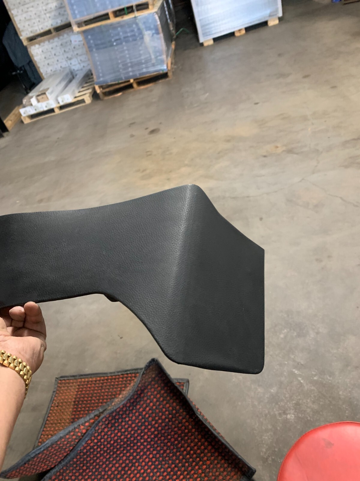 Right Under-Dash Bezel For Mercedes W108 W109 – Classic Interior Trim (A1086803817)